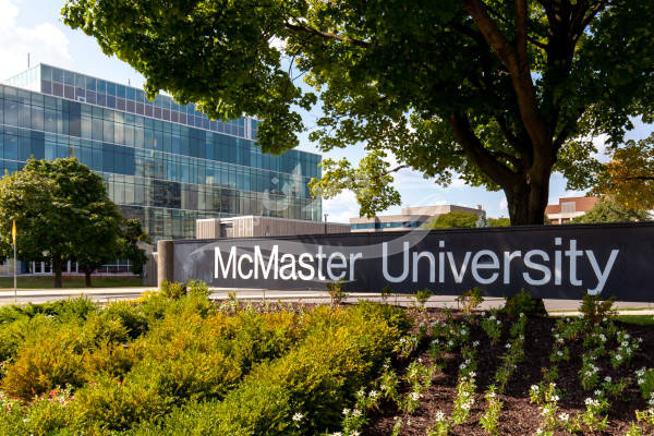 بهترین دانشگاه های پزشکی در کانادا - دانشگاه مک مستر